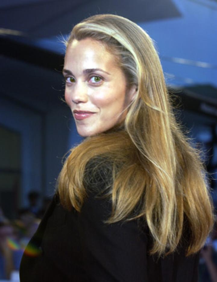 Elizabeth Berkley at an event for Frida (2002)