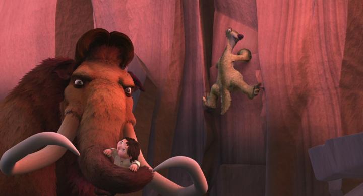 John Leguizamo and Ray Romano in Ice Age (2002)