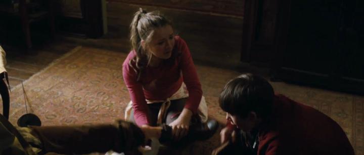 Sarah Bolger and Freddie Highmore in The Spiderwick Chronicles (2008)