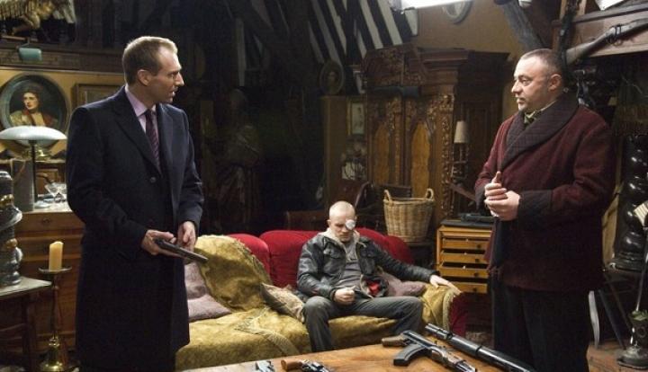Ralph Fiennes, Jérémie Renier, and Eric Godon in In Bruges (2008)