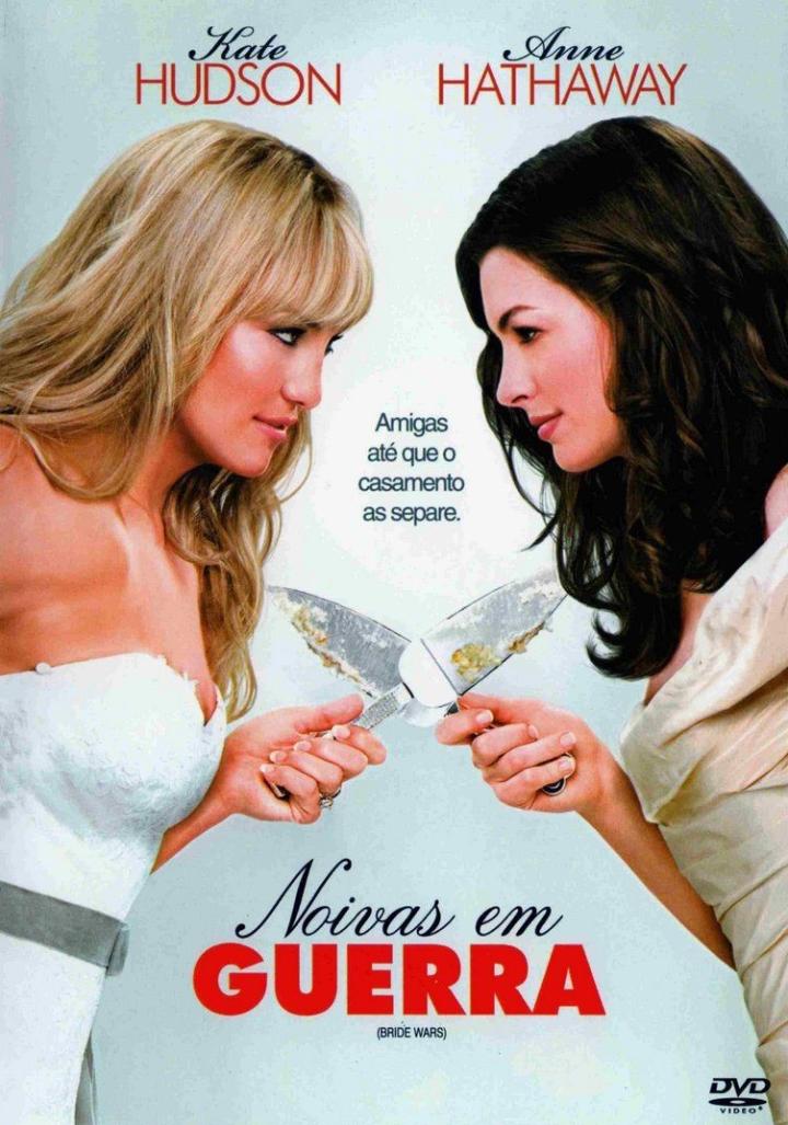 Anne Hathaway and Kate Hudson in Bride Wars (2009)