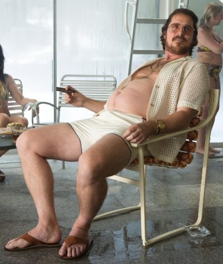 Christian Bale in American Hustle (2013)