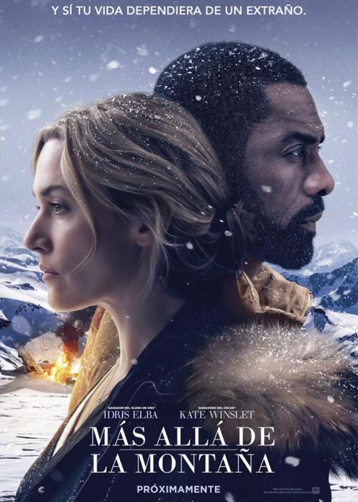 Kate Winslet and Idris Elba in The Mountain Between Us (2017)