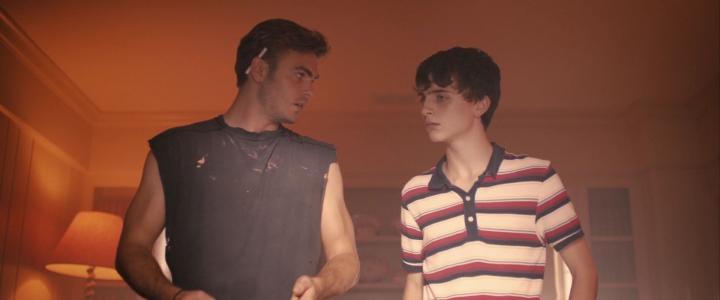 Alex Roe and Timothée Chalamet in Hot Summer Nights (2017)
