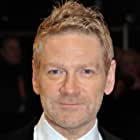 Kenneth Branagh به عنوان Major-General Henning von Tresckow