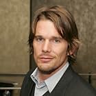 Ethan Hawke به عنوان Efficient Man