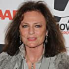 Jacqueline Bisset به عنوان Dora