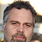 Vincent D'Onofrio به عنوان Burke