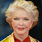 Ellen Burstyn به عنوان Murph (Older)