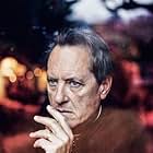 Richard E. Grant به عنوان Director Fowler