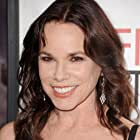 Barbara Hershey به عنوان Erica Sayers