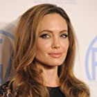 Angelina Jolie به عنوان Olympias