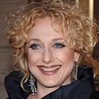 Carol Kane به عنوان Erin