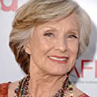 Cloris Leachman به عنوان Mrs. Norris