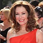 Mary McDonnell به عنوان Lady Zerbst