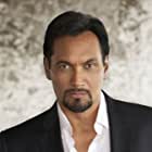 Jimmy Smits به عنوان Kevin Rosario