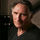 Judd Hirsch به عنوان David Goldblatt