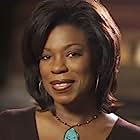 Lorraine Toussaint به عنوان Queen Valerin