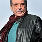 Civan Canova به عنوان Mustafa