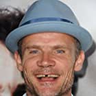 Flea به عنوان Eddie