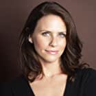 Amy Landecker به عنوان Det. Nancy Costello