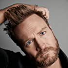 Josh Lawson به عنوان Kench Allenby