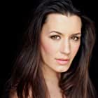 Kate Magowan به عنوان Slave Girl