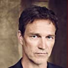 Stephen Moyer به عنوان Bill Compton