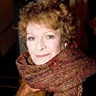 Janet Suzman به عنوان Grandmother