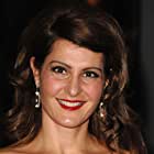 Nia Vardalos به عنوان Madam Hawthorne