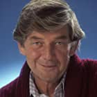 Ralph Waite به عنوان Herb Farmer