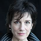 Harriet Walter به عنوان Queen Adelaide