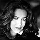 Claudia Wells به عنوان Jennifer Parker