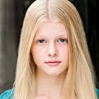 Alice Parkin به عنوان Young Violet