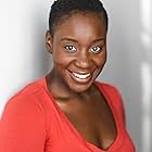 Liz Adjei به عنوان Avery