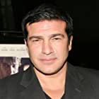 Tamer Hassan به عنوان Georgie