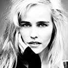 Isabel Lucas به عنوان Alice