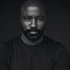Mike Colter به عنوان 