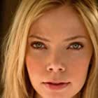 Riki Lindhome به عنوان Sadie