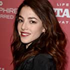 Olivia Thirlby به عنوان Holly