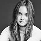 Liana Liberato به عنوان McKenna Brady