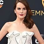 Michelle Dockery به عنوان Melanie Van Der Koy