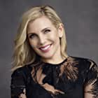 June Diane Raphael به عنوان Chani's Boss