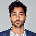 Manish Dayal به عنوان Faarooq