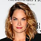 Ruth Wilson به عنوان Mona Juul