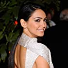 Nazanin Boniadi به عنوان Zahra