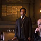 André Holland به عنوان Henry Deaver