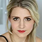 Annaleigh Ashford به عنوان Hildy Ostrander