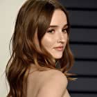 Kaitlyn Dever به عنوان Dilly