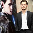 Luke Kleintank به عنوان Adult Platt Barbour